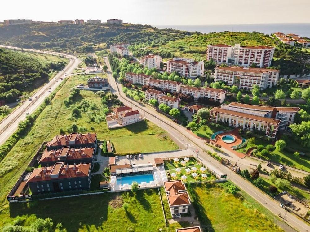 Ucar Royal Hotel Ve Konferans Salonu Шіле Екстер'єр фото